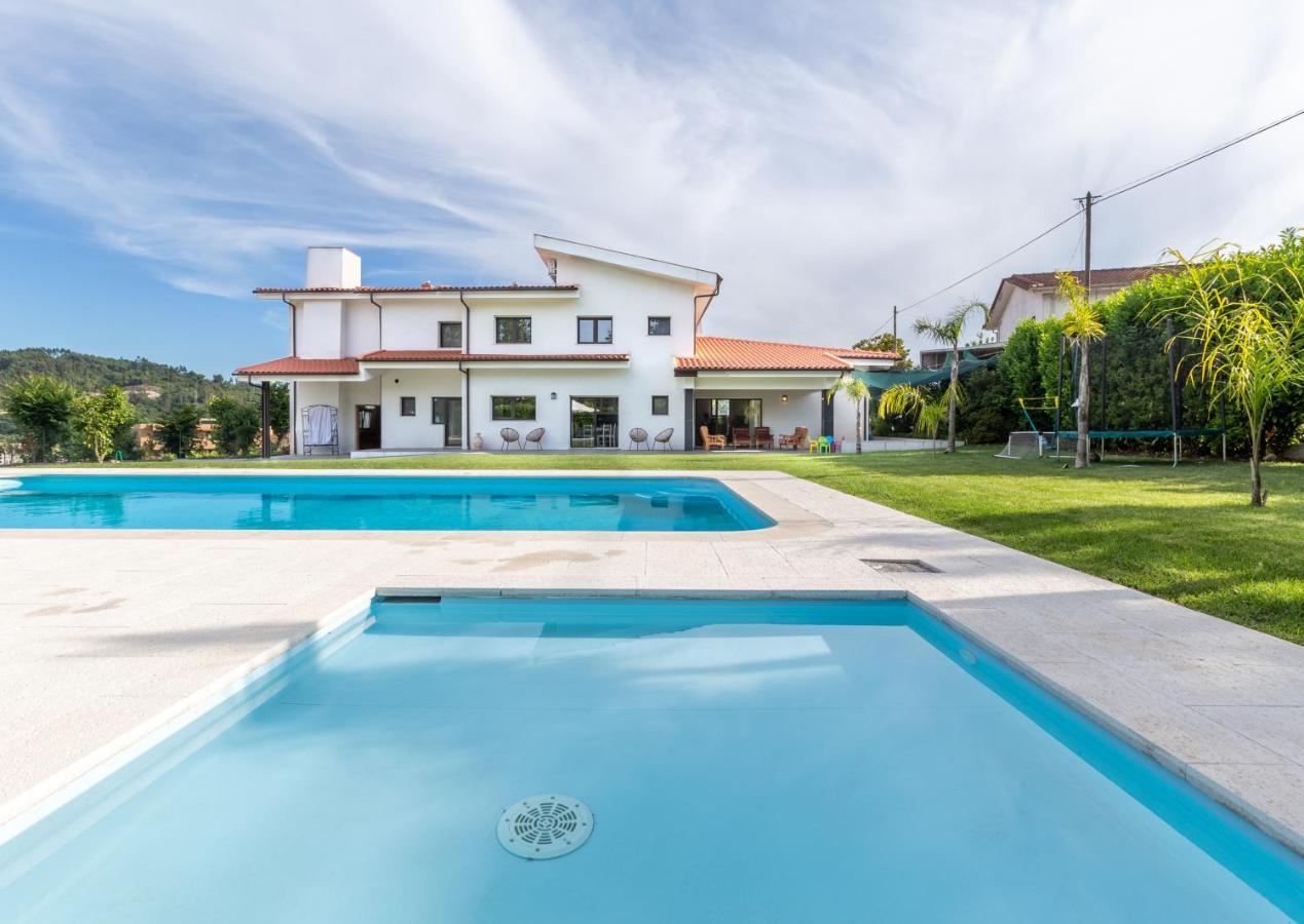 Casa 141- Familiar Conforto Paz E Bem-Estar Гимарайнш Экстерьер фото